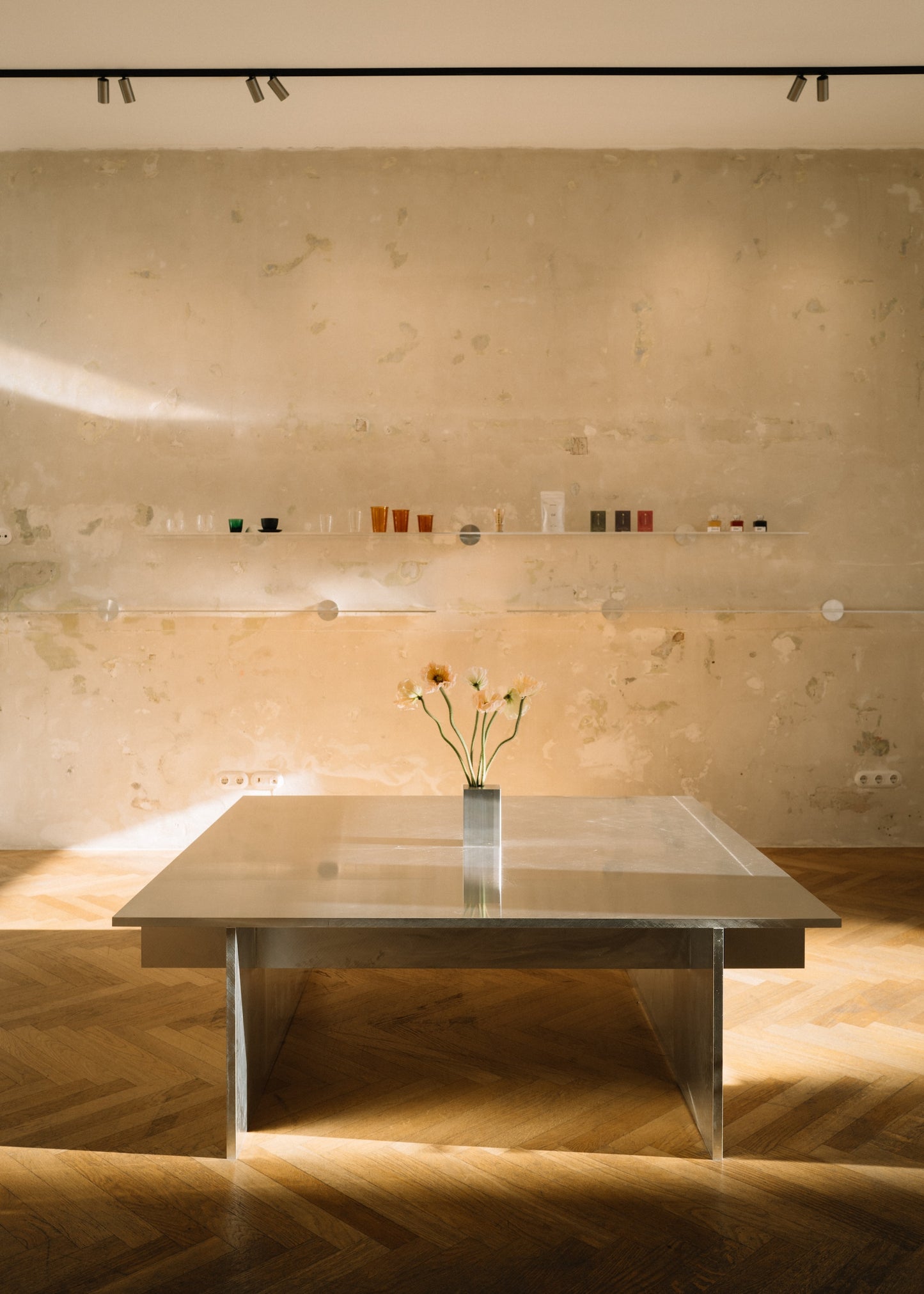 Shelf